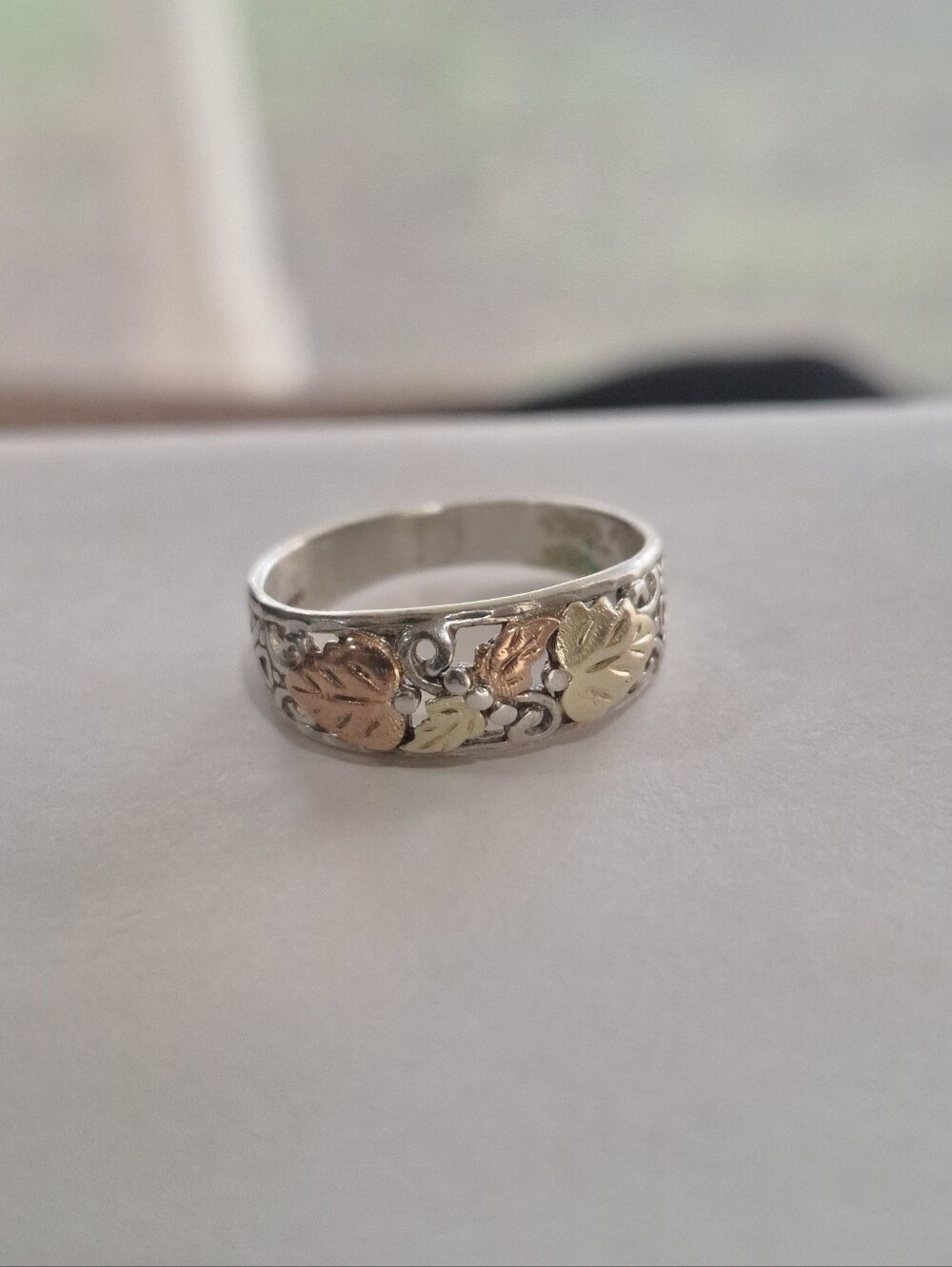 No Offers Low Price Black Hills Gold Sterling Silver Men’s Ring Size 9.5 RGC - Picture 11 of 12